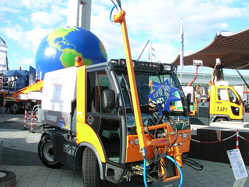 800px-Multicar Allradlenkung.jpg