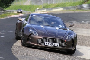 Erlkoenig-Aston-Martin-One-77-Nuerburgring-1-600x400.jpg
