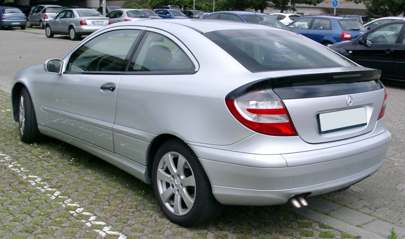Datei:Mercedes-Benz W203 Coupe rear 20080709.jpg